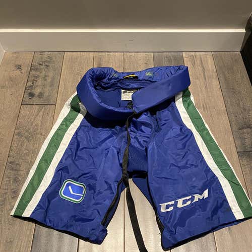Vancouver Canuck Senior Large CCM PPTKC Pro Stock Pant Shell