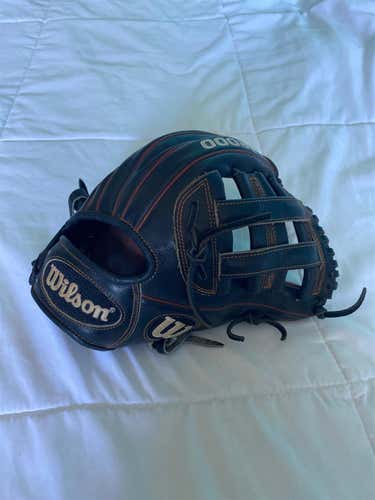 Used Infield A2000 11.5" Baseball Glove