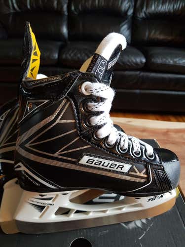 Youth Bauer Supreme 1S Skates Size 10