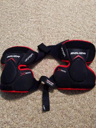 Used JR Bauer Vapor X900 Knee Guards