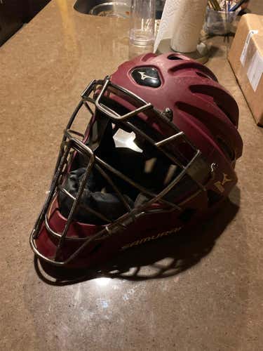 Adjustable Mizuno Samurai Catcher's Mask