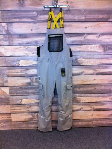 Men's DC Shoes Revival Ski/Snowboard Bib color Neutral Grey size x-large XL