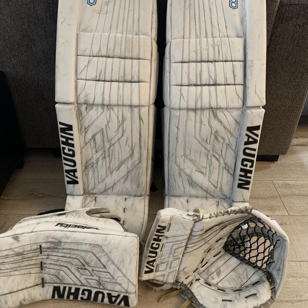 Used 35" Regular Ve8 Pro Carbon Goalie Full Set