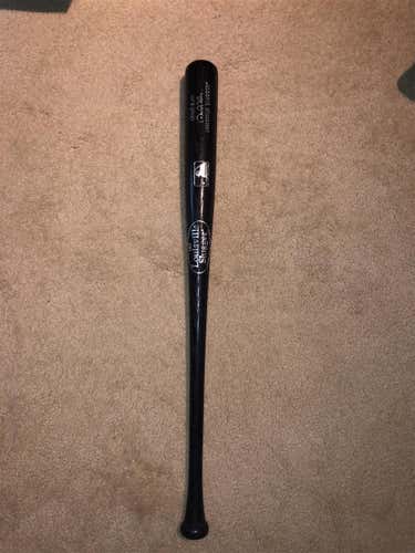 New Wood 34" Bat