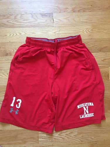 Niskayuna Medium Under Armour Shorts