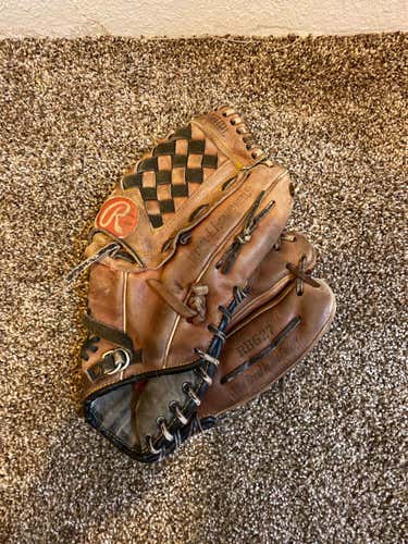 Used Right Handed 12.5" Baseball Glove