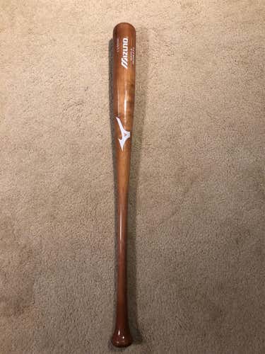 Used Wood MZM 271 32" Bat