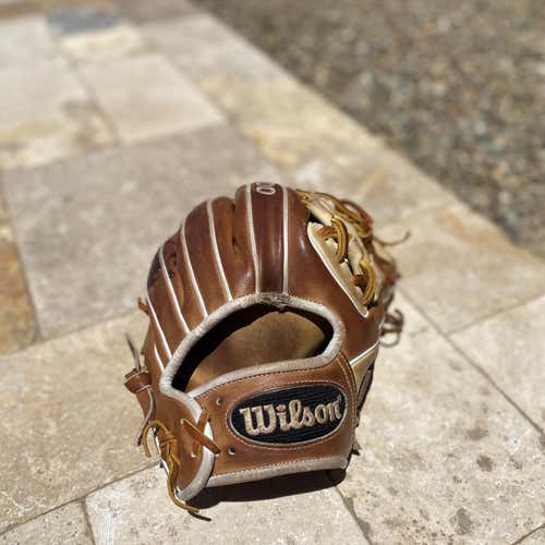 Used Right Handed A2000 1786 11.5" Baseball Glove