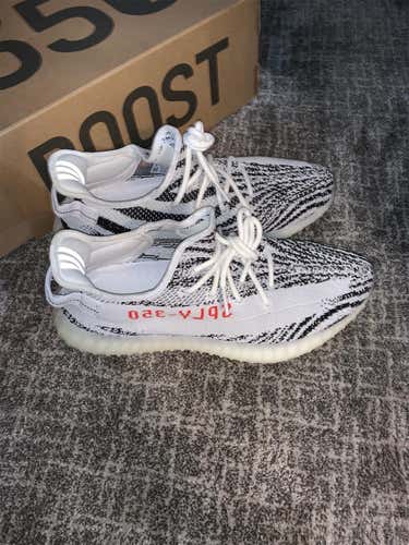 Yeezy Boost 350 V2 Zebra 12’