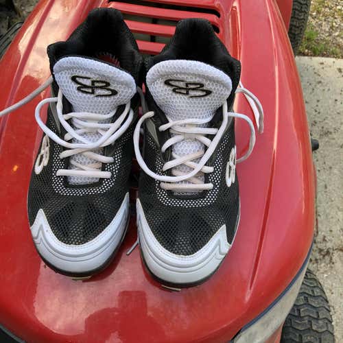 Black Men's 11 (Women's 12)