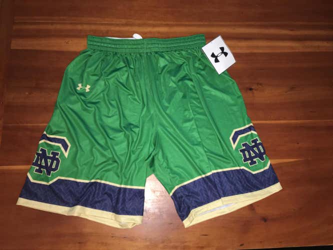 RARE NEW 2017 NOTRE DAME IRISH Under Armour Basketball Game Shorts LARGE