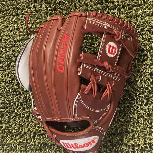 Wilson  Infield A2000 1787 Baseball Glove 11.75" RHT