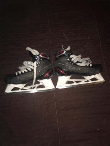 Used Bauer Vapor X700 D&R (Regular)  Size 7.5 Hockey Goalie Skates