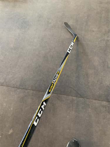 New Left Handed Super Tacks 2.0 Mid Pro Stock Hockey Stick