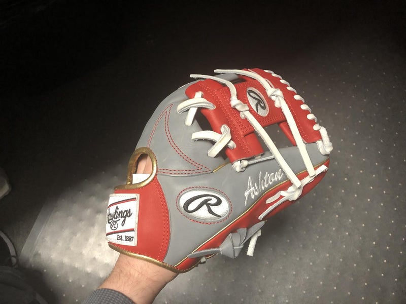 New Rawlings Right Handed Infield Heart of the Hide Baseball Glove 11.25"