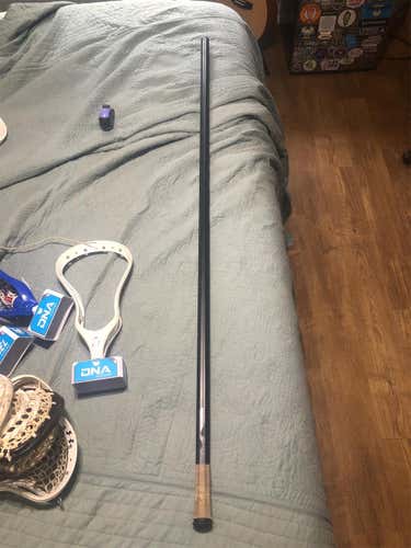 Broken StringKing D-Pole