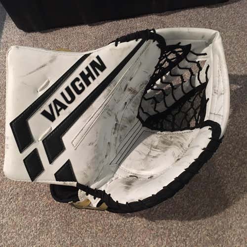 VE8 Pro Carbon XP Catch Glove