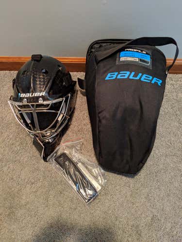 Senior Never Used Bauer 960XPM Goalie Mask S/M (Cat Eye Cage)