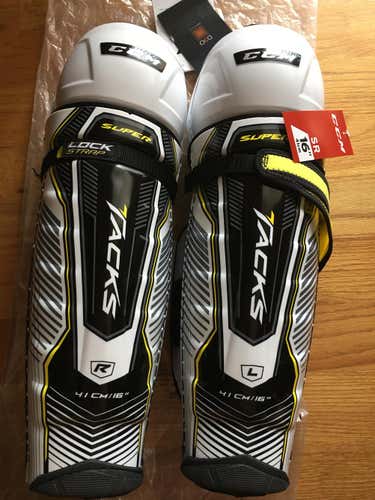 CCM Super Tacks Shin Pads
