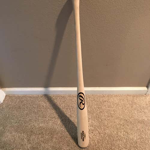 New Rawlings 33" Bat + New Balance Cleats