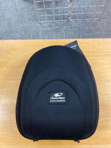 New Lizard Skins Glove Guardian