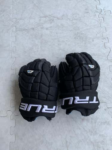 True Hockey Senior XC9 Gloves 13" - Z Palm