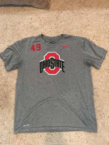 Adult Medium/Large Nike Shirts
