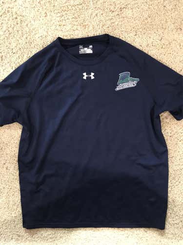 Adult Large Under Armour Shirt