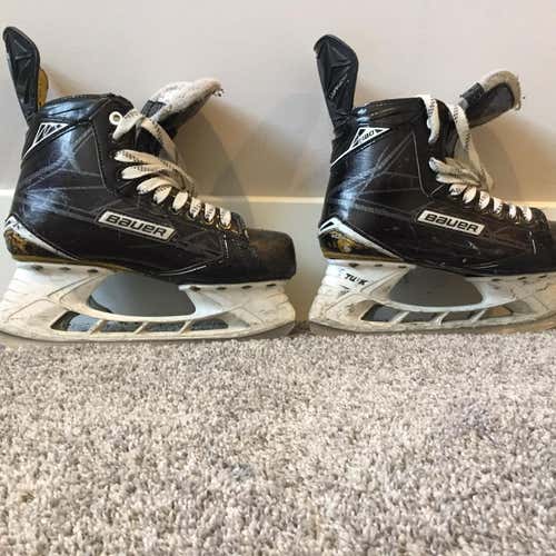 Used Bauer Supreme 180 D&R (Regular)  Size 8 Hockey Skates
