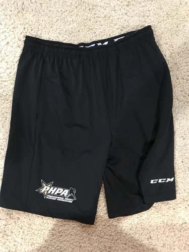 Adult Large CCM Shorts