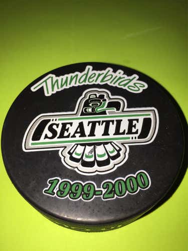 SEATTLE THUNDERBIRDS 1999-2000  WHL   HOCKEY PUCK