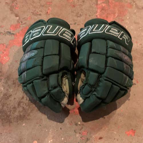 Green Used Bauer Nexus 9000 14" Gloves