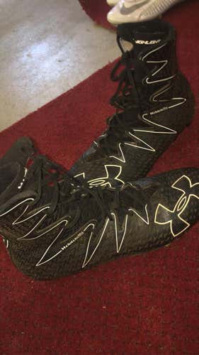 Black Men's Molded Cleats High Top