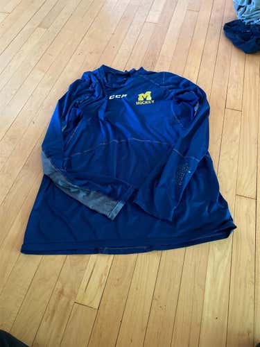 Blue Unisex XL CCM Shirts