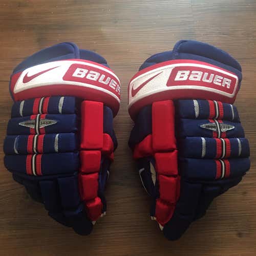 New Bauer Nike NBHPRO 14" 4 Roll Pro Gloves Red White Blu