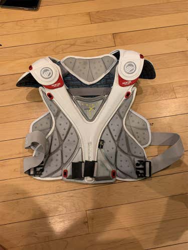 New Large Maverik Rome RX3 Shoulder Pads