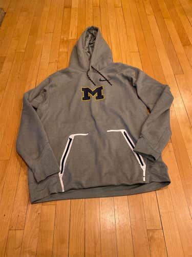 Michigan Gray Unisex XL Nike Sweatshirt