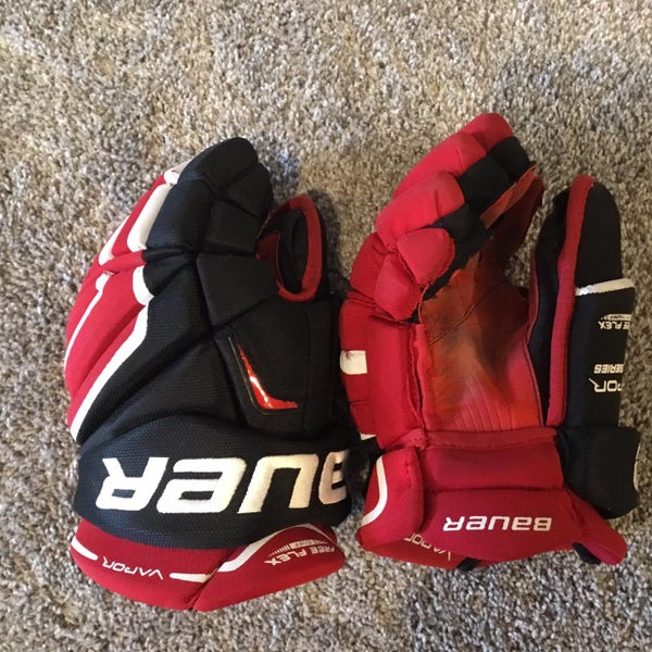 Black Used Bauer Vapor Pro Series 13" Gloves