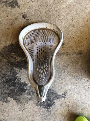 Used Attack & Midfield Strung Evo Warp Next Head