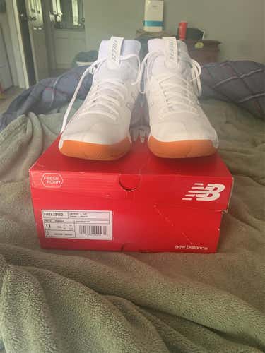 White Adult 11 (Women's 12) New Balance