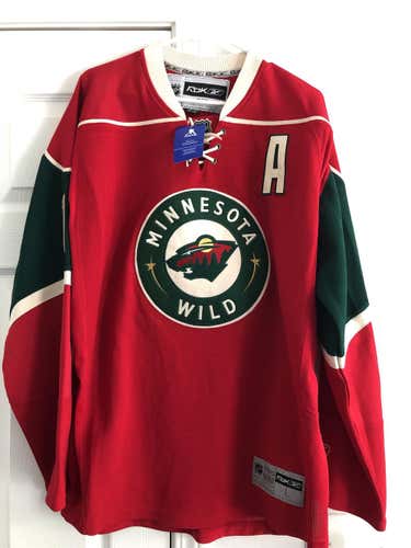 Red Men's Large Reebok Jersey