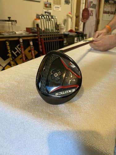 Used Men's Tour Edge Right Handed Exotics E8 Fairway Wood Regular Flex 3 Wood