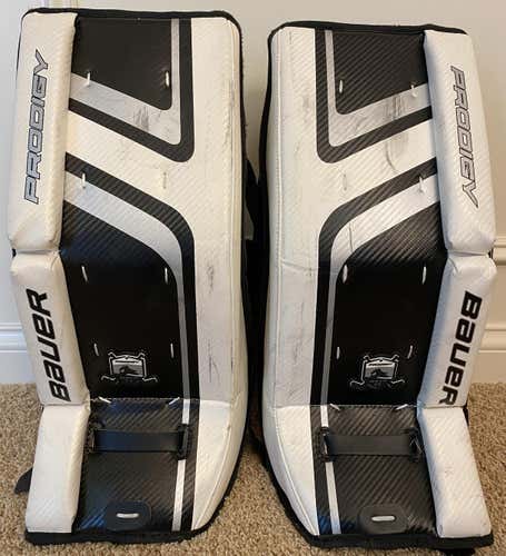 White Used Youth 22" Bauer Prodigy 2.0 Goalie Leg Pads