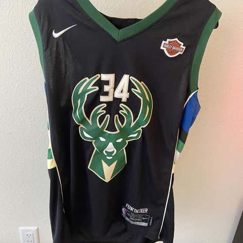 Adult Giannis Antetokounmpo Milwaukee Bucks Size L Large 50 Replica Jersey