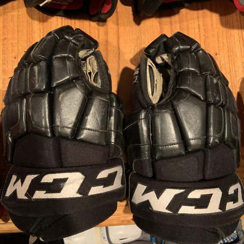 Used CCM 14" Gloves