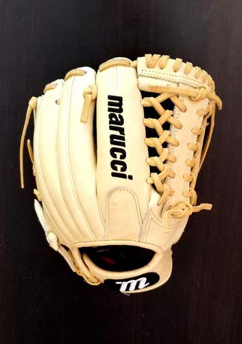 New Camel Marucci Pro Founders Series Baseball Pitcher's Glove 11.5" ** For trade