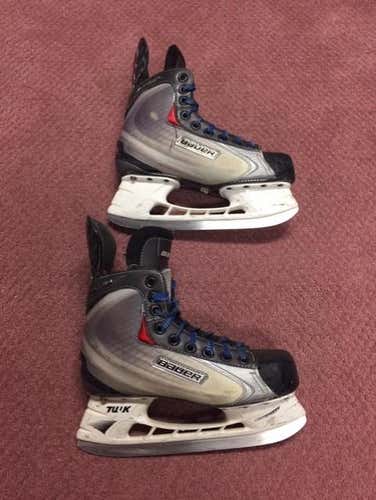 Used Junior Bauer Vapor x40 Hockey Skates D&R (Regular) Size 5