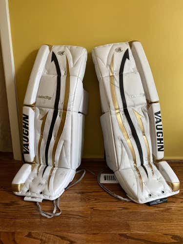 White Used Senior 35" Vaughn Velocity V4 Goalie Leg Pads