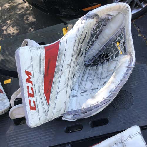Used CCM Eflex II Pro Glove and Blocker