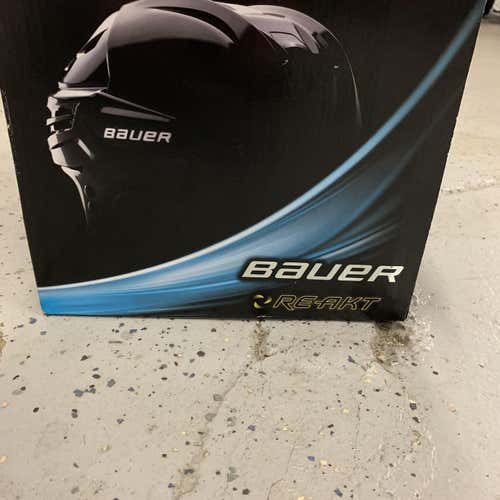 Blue New Small Bauer Re-Akt Helmet